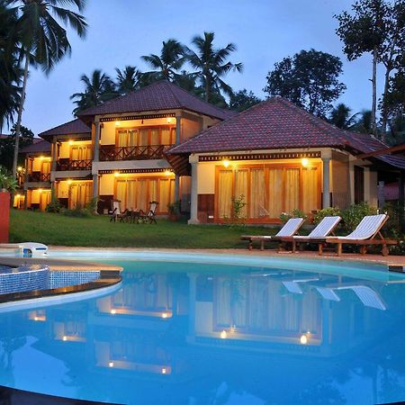 ホテル Ananda Lakshmi Ayurveda Retreat Chowara エクステリア 写真