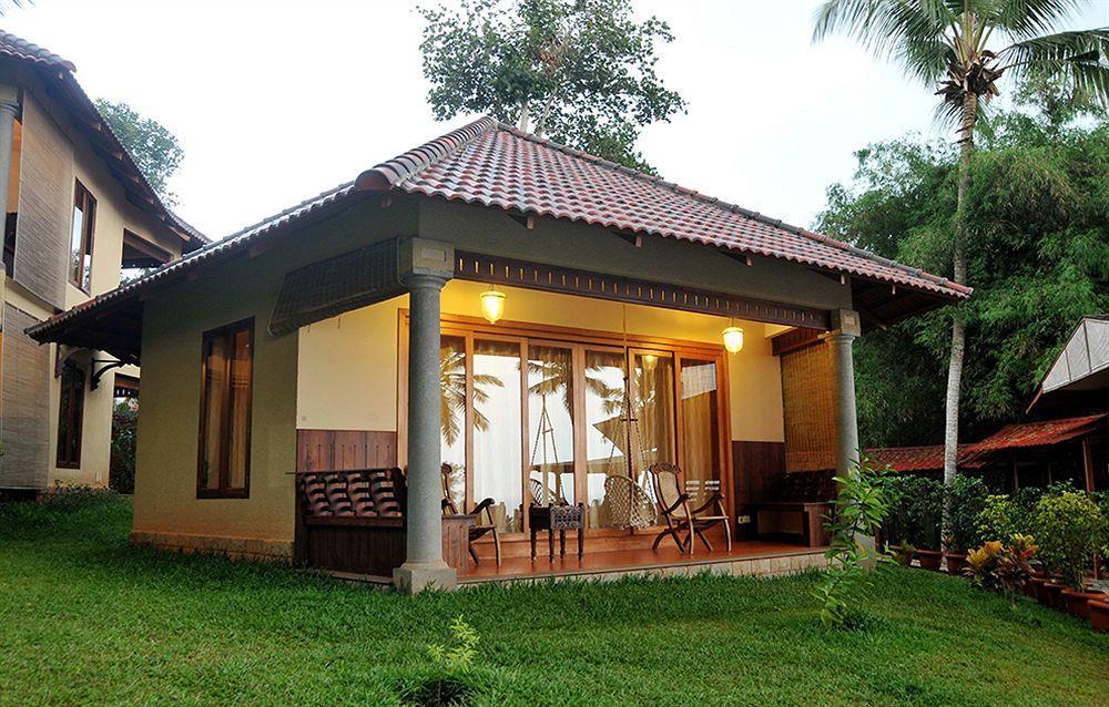 ホテル Ananda Lakshmi Ayurveda Retreat Chowara エクステリア 写真