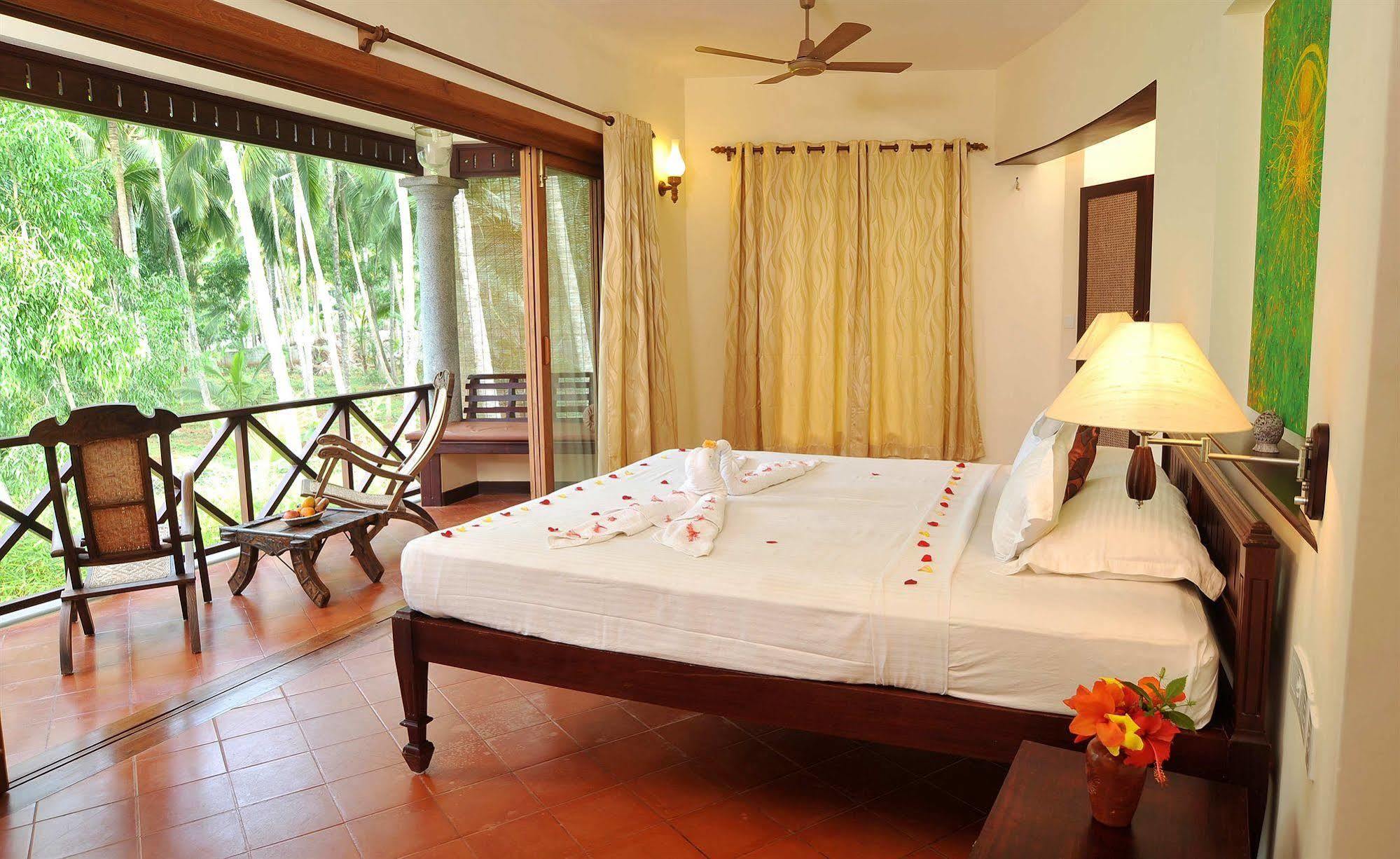 ホテル Ananda Lakshmi Ayurveda Retreat Chowara エクステリア 写真