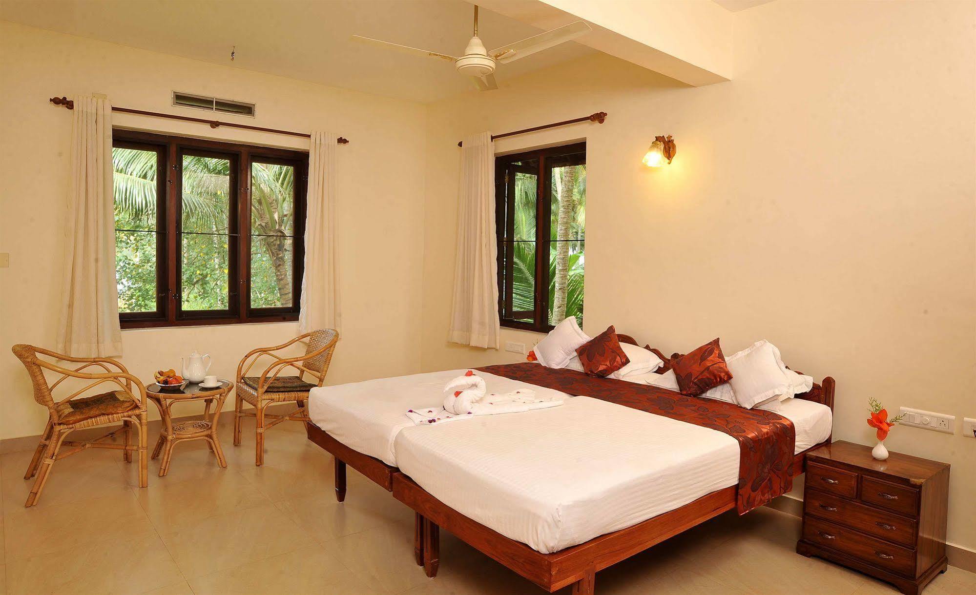 ホテル Ananda Lakshmi Ayurveda Retreat Chowara エクステリア 写真
