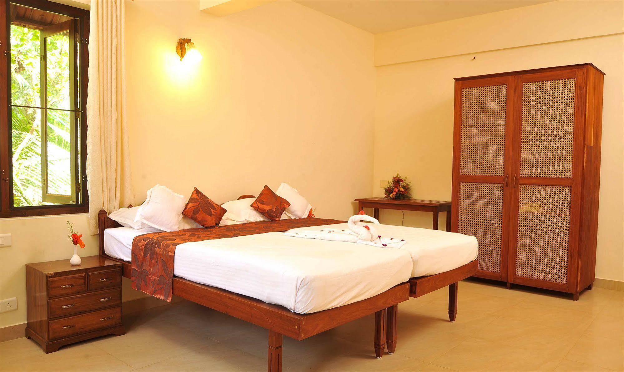ホテル Ananda Lakshmi Ayurveda Retreat Chowara エクステリア 写真